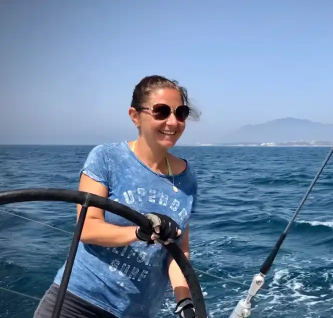 Aisha Rahman, sailing course student